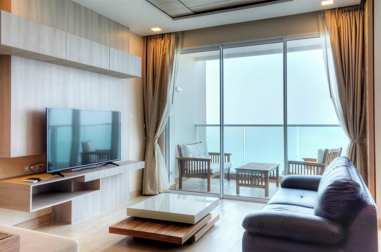 Cetus Beachfront Condominium 1BR Sea view, 34th Floor