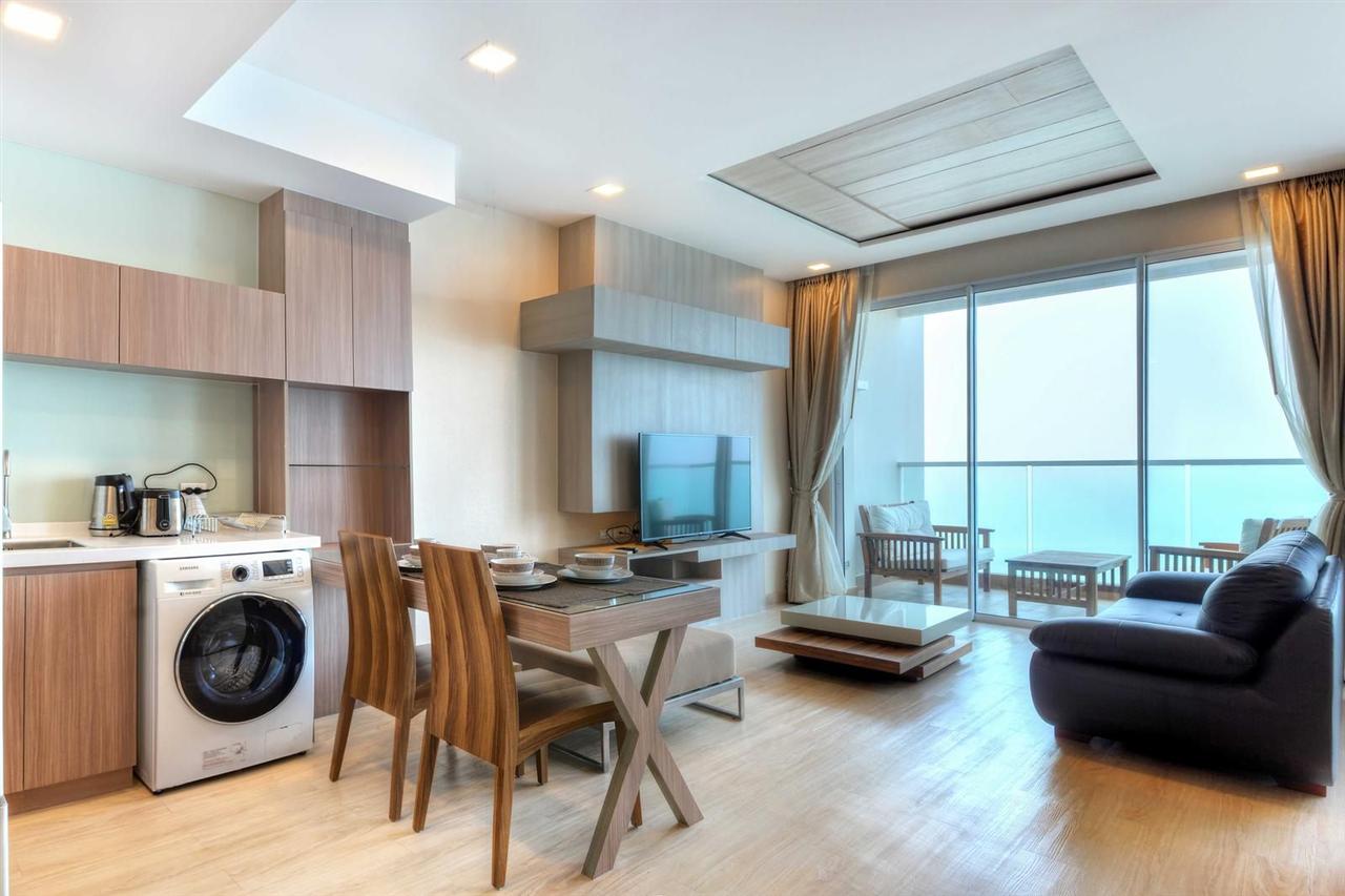 Cetus Beachfront Condominium 1BR Sea view, 34th Floor