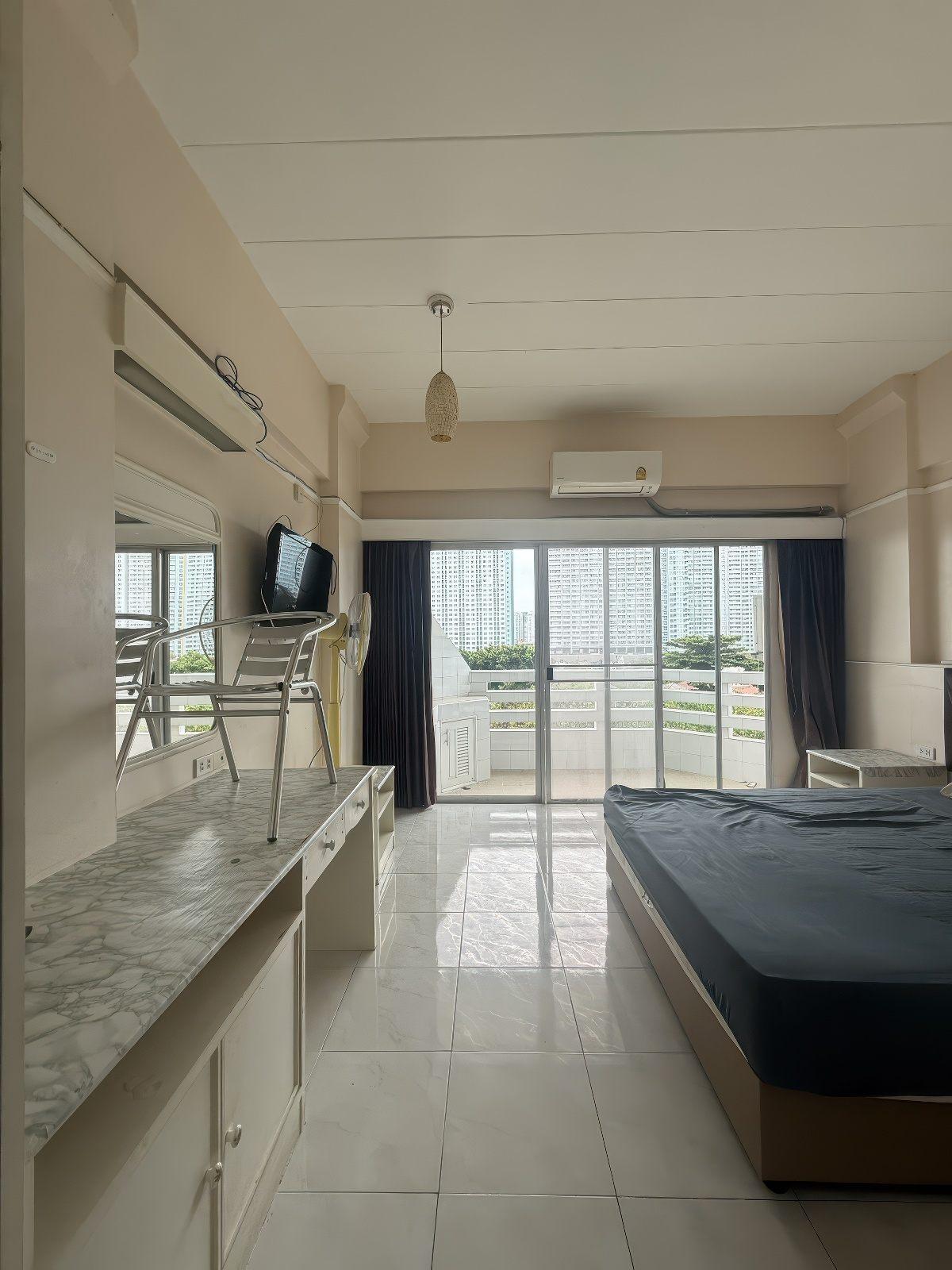 Chain Condotel Studio Sea view, 5th Floor