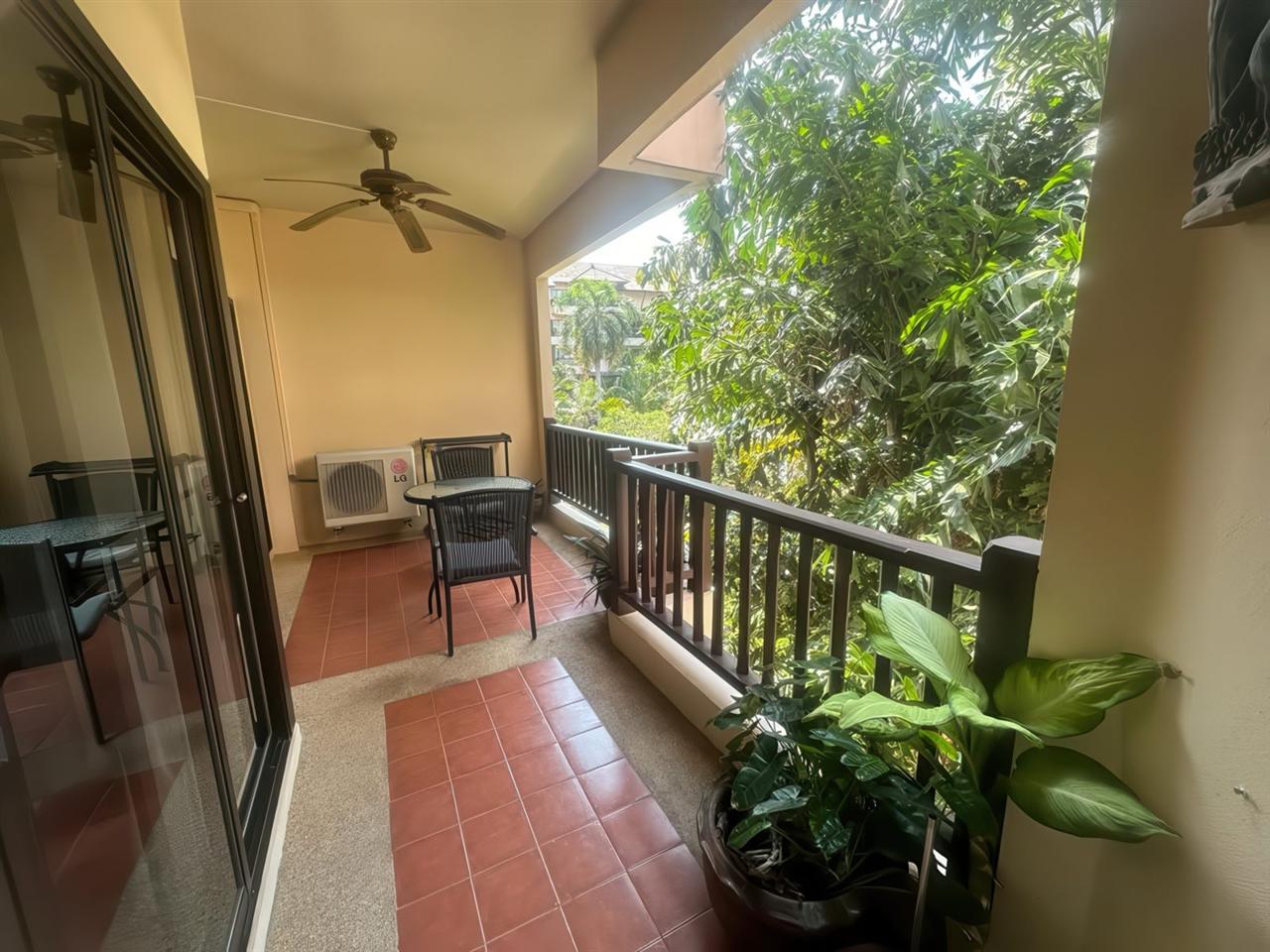 Chateau Dale Studio Garden View, 3rd Floor