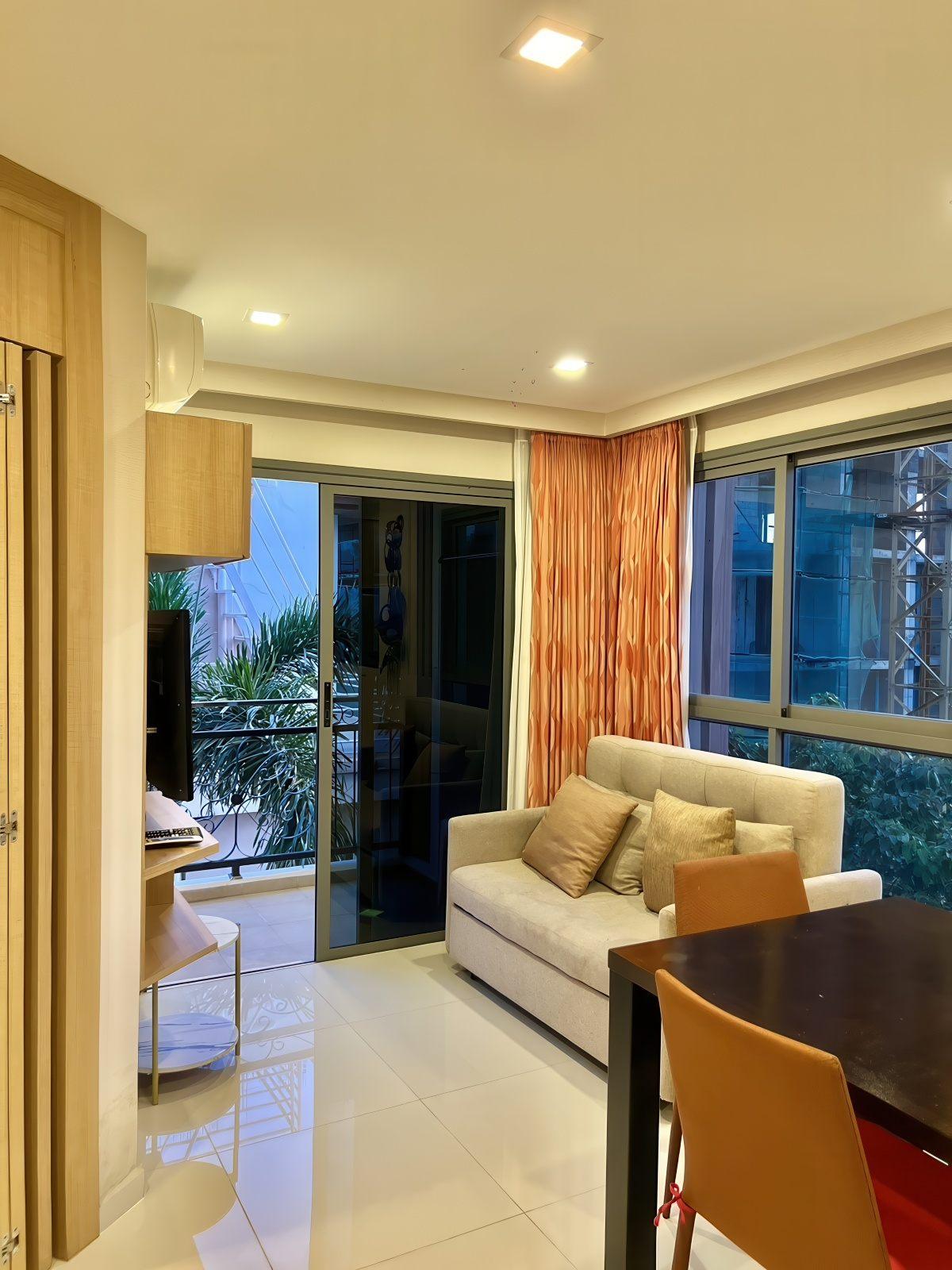 City Garden Pratumnak 1BR Building view, 3rd Floor