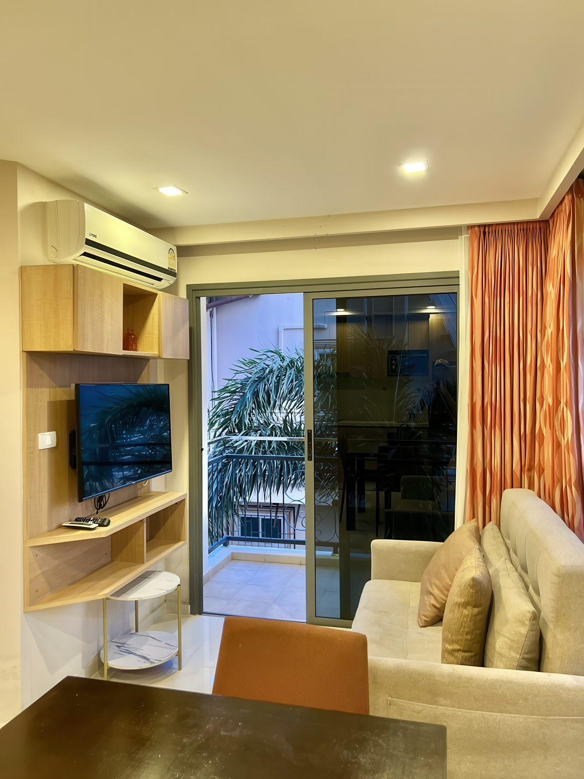 City Garden Pratumnak 1BR Building view, 3rd Floor