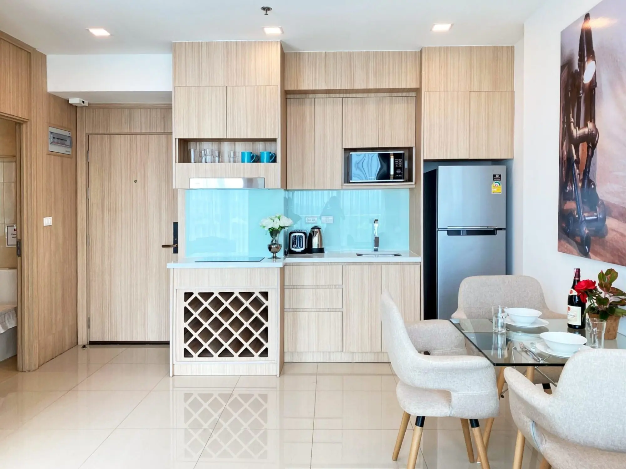 City Garden Tower 1BR, 17th Floor