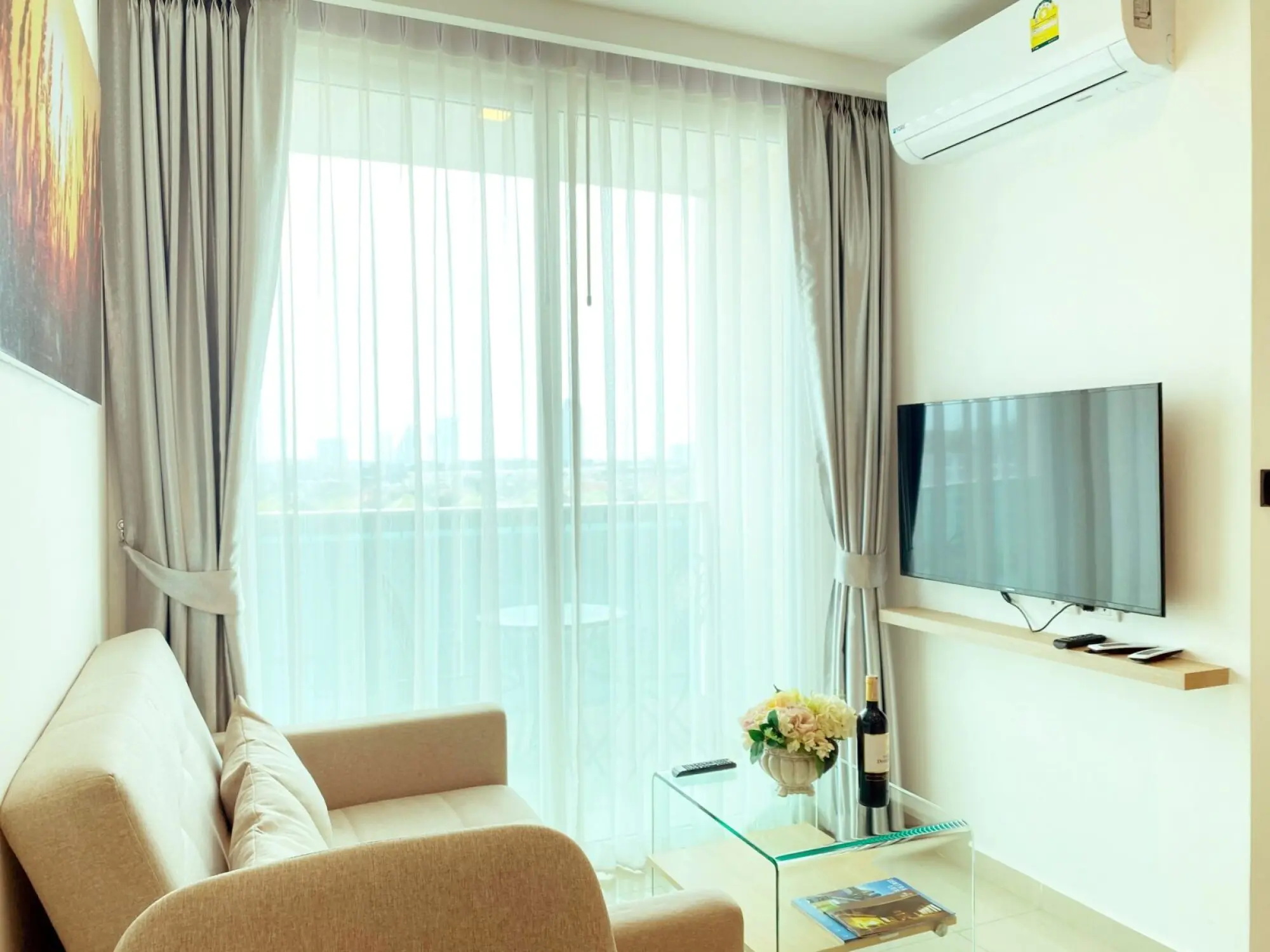 City Garden Tower 1BR, 17th Floor