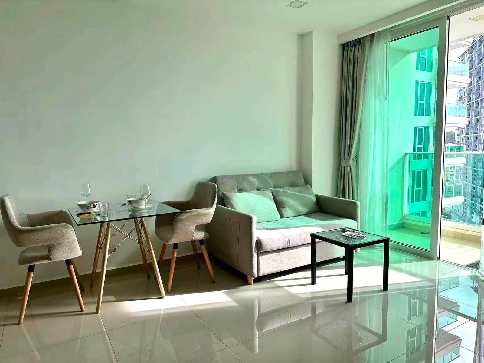 City Garden Tower 1BR Partial sea view, 14th Floor
