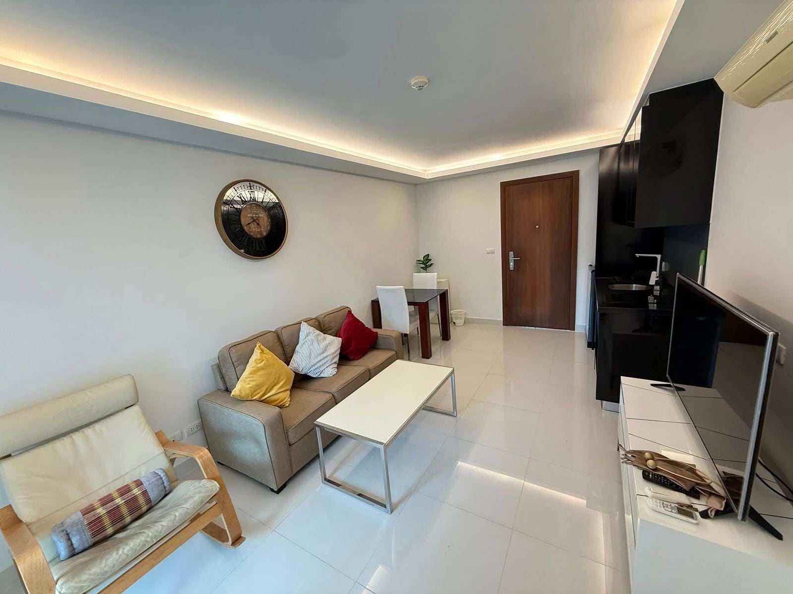 Club Royal 1BR Pool view, 2nd Floor