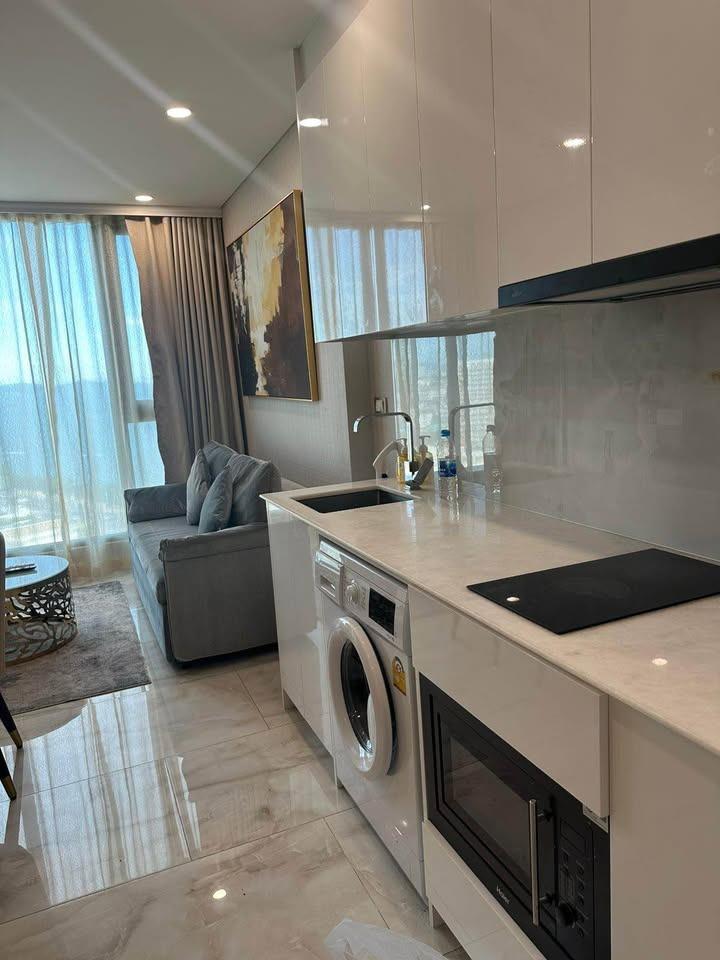Copacabana Beach 1BR Jomtien