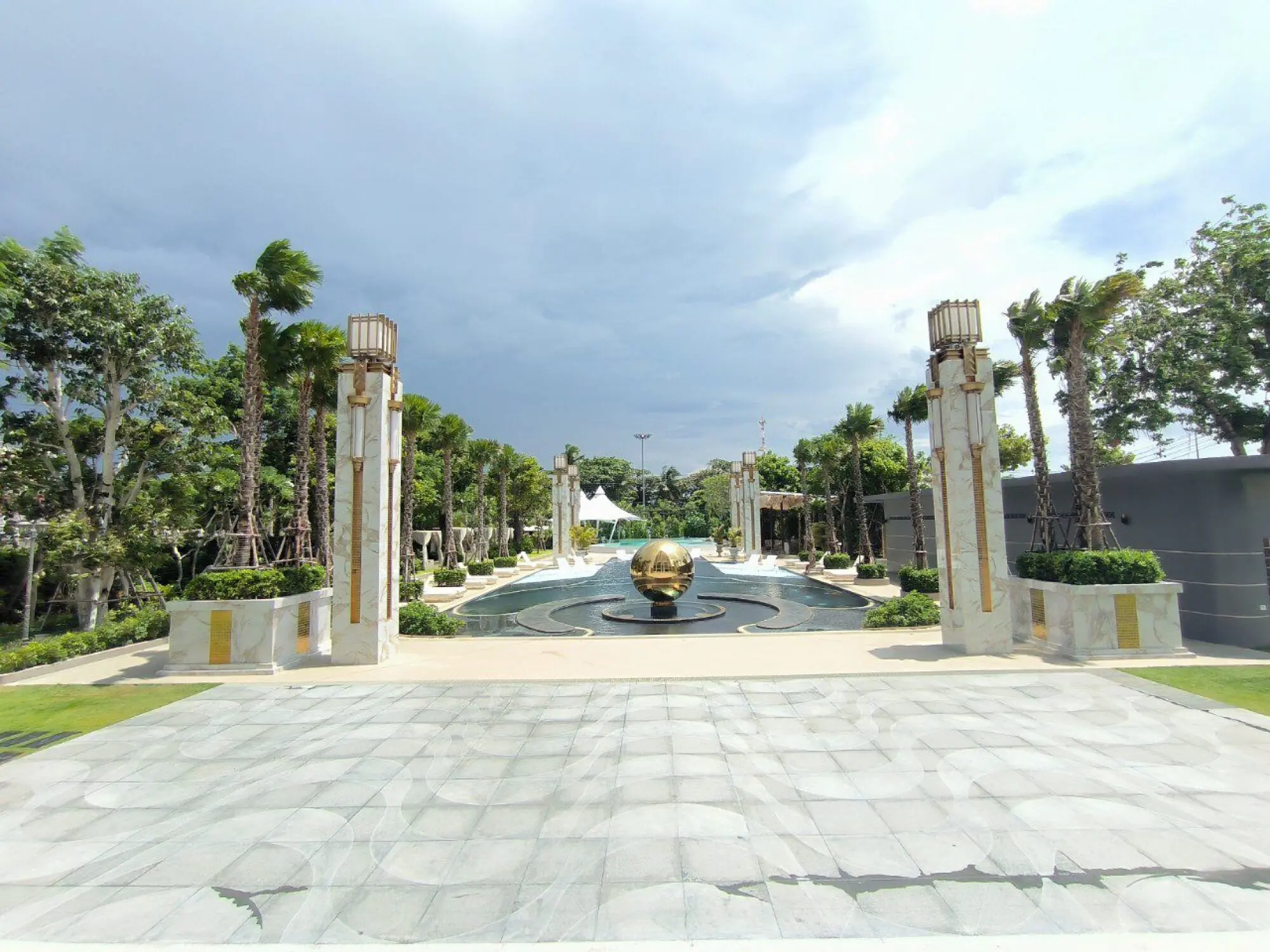 Copacabana Beach Jomtien 2BR Sea view