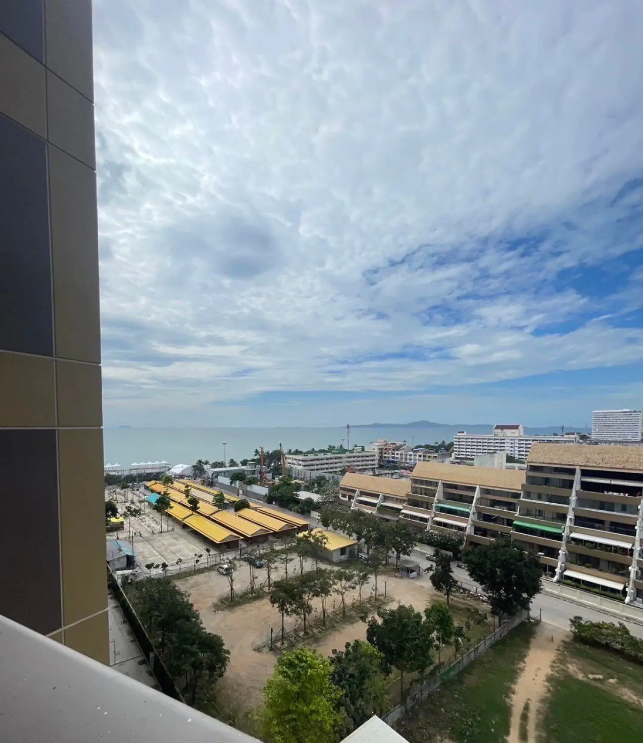 Copacabana Beach Jomtien 1BR, 10th Floor