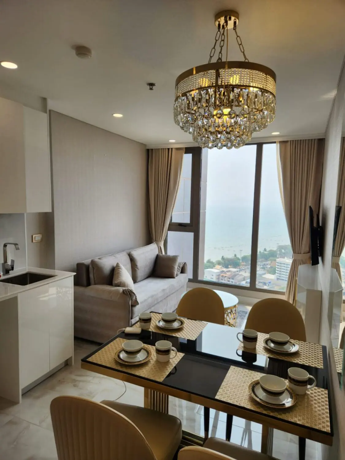 Copacabana Beach Jomtien 1BR Sea view, 27th Floor