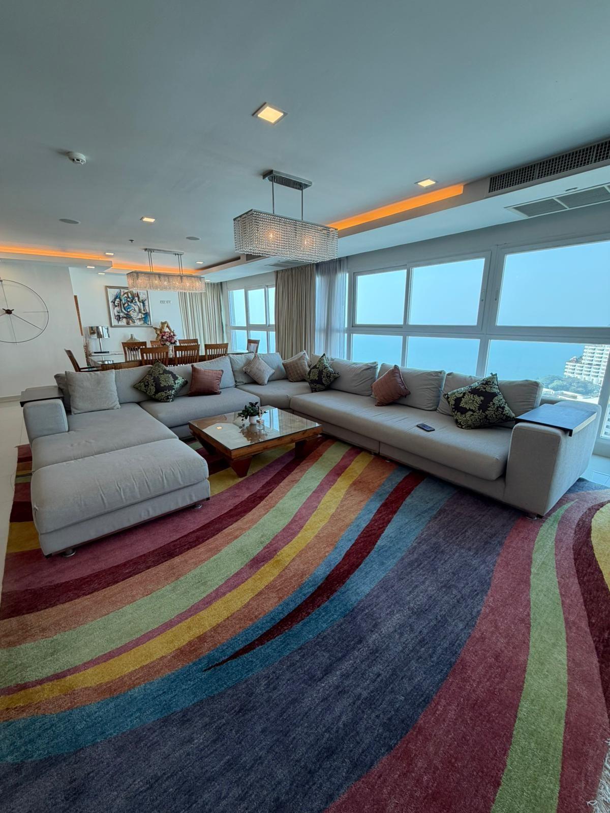 Cosy Beach View 2BR Sea view, 22nd Floor