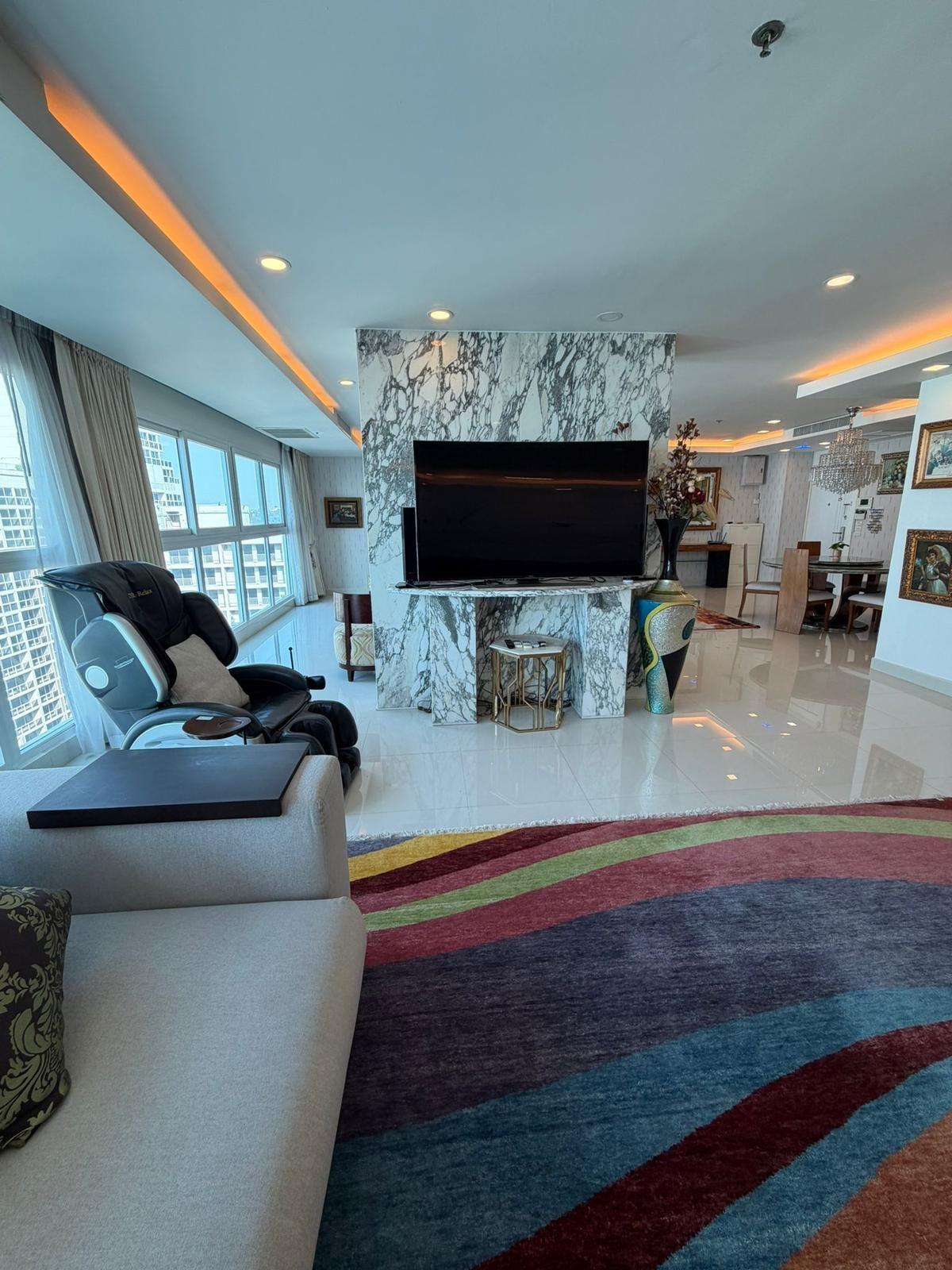 Cosy Beach View 2BR Sea view, 22nd Floor