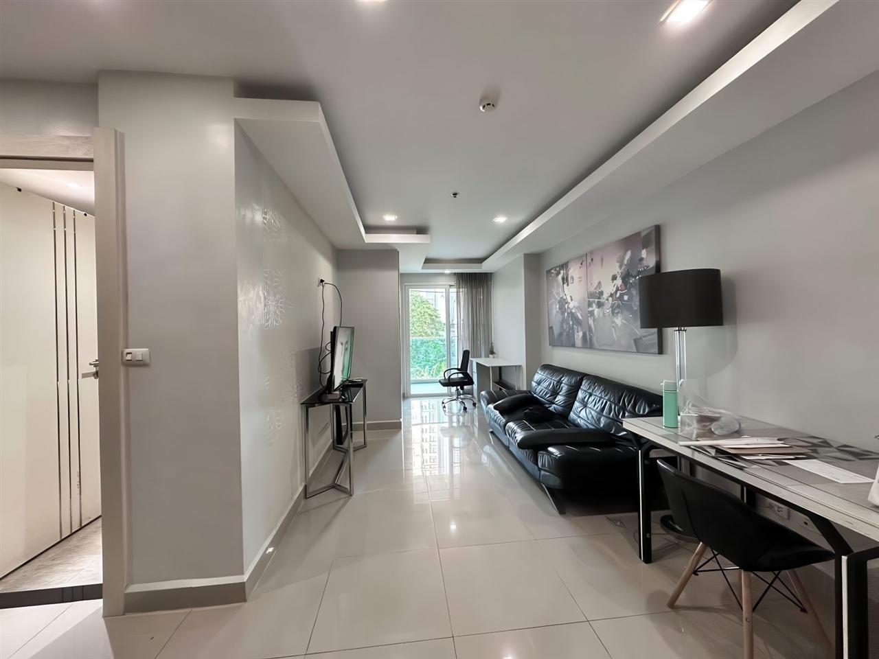 Cosy Beach View 1BR City view, 3rd Floor