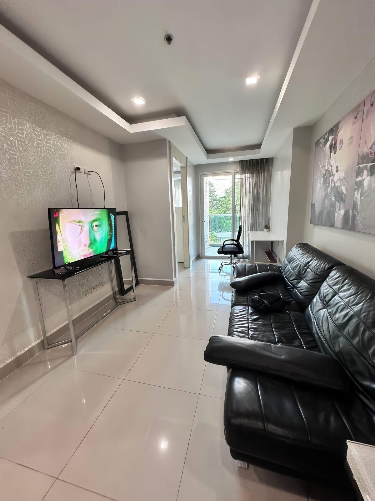 Cosy Beach View 1BR City view, 3rd Floor