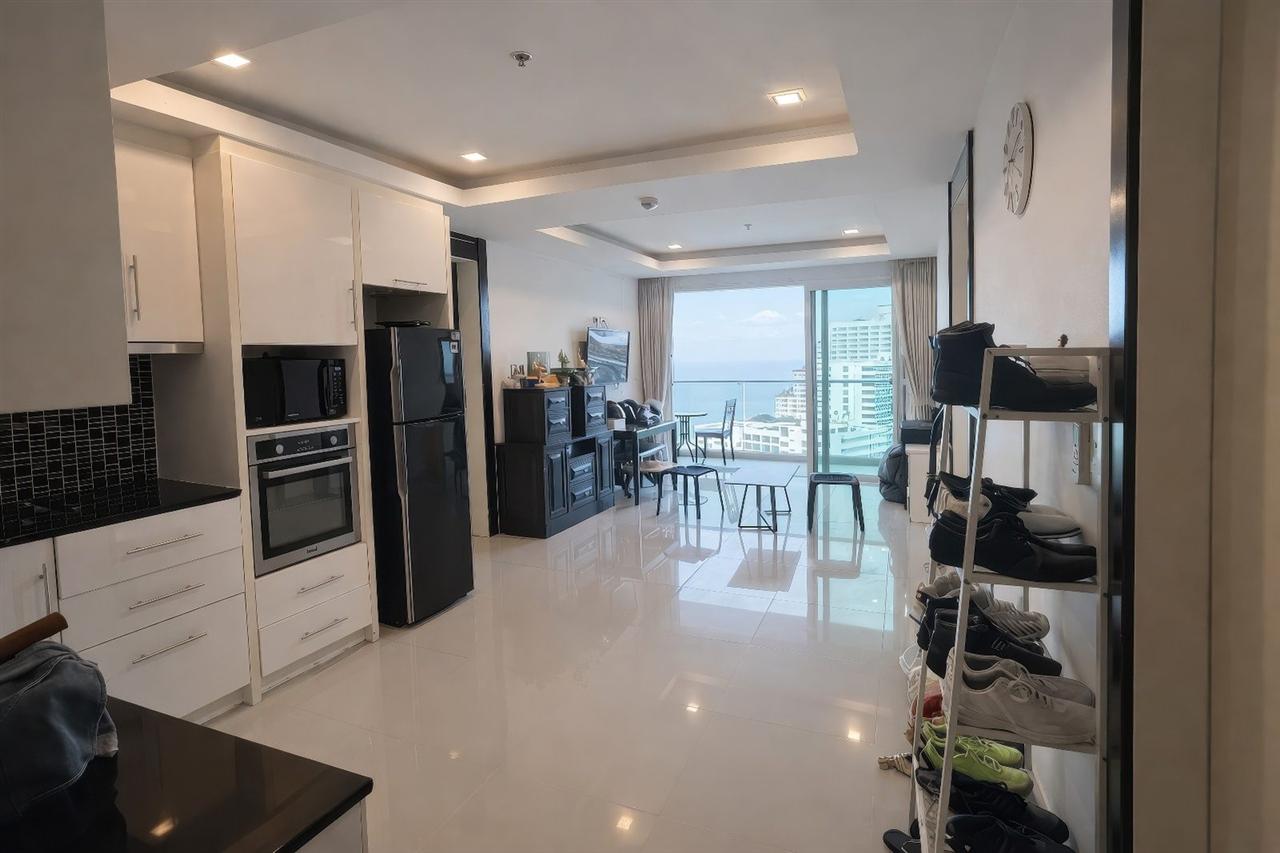 Cosy Beach View 2BR Sea view, 17th Floor