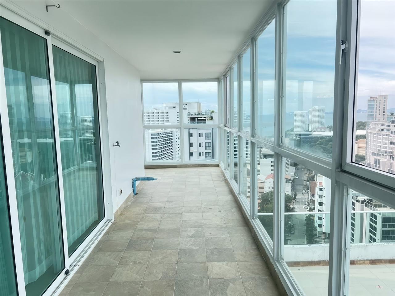 Cosy Beach View 1BR Sea view, 20th Floor