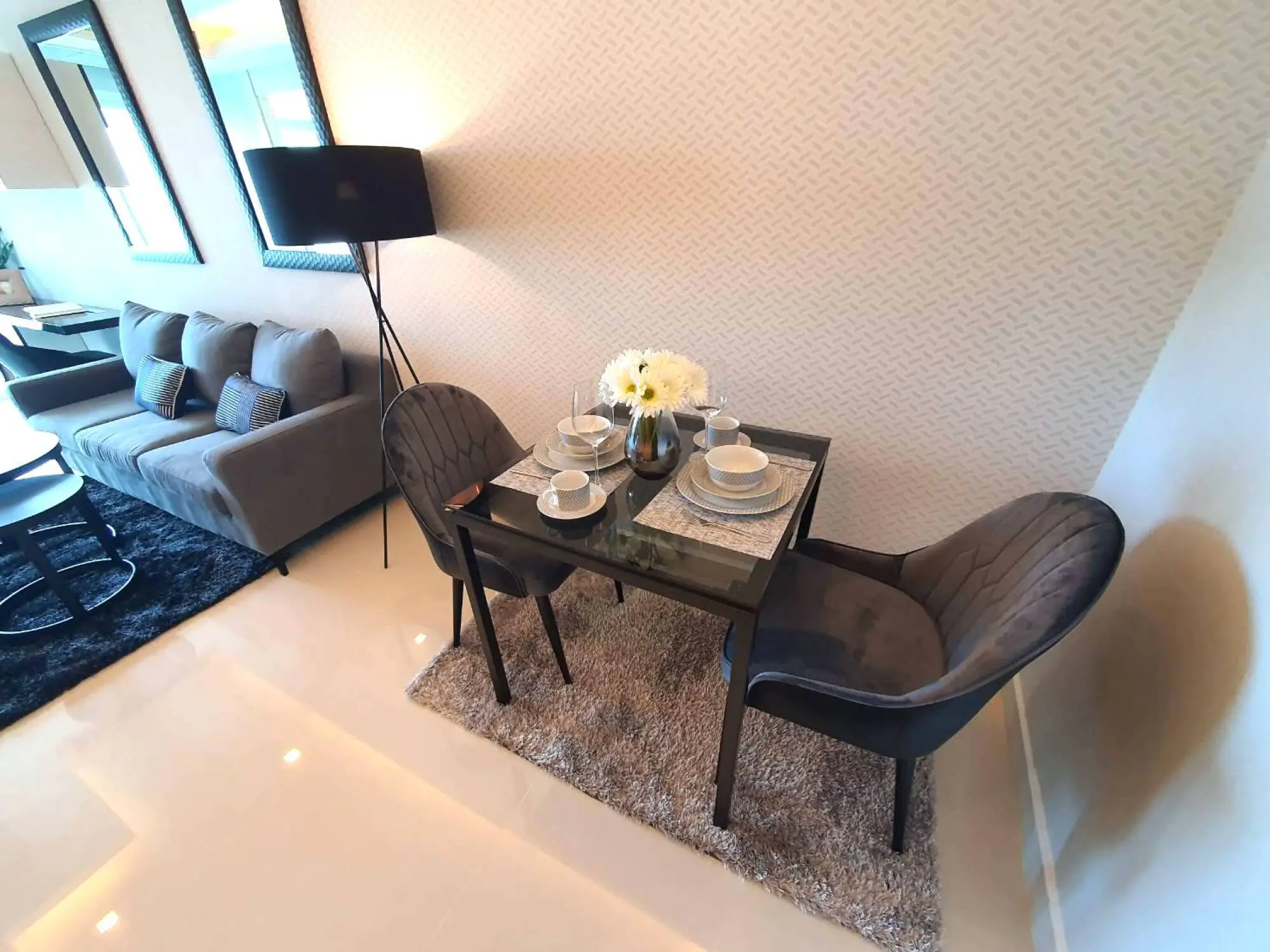 Cosy Beach View 1BR, 16th Floor