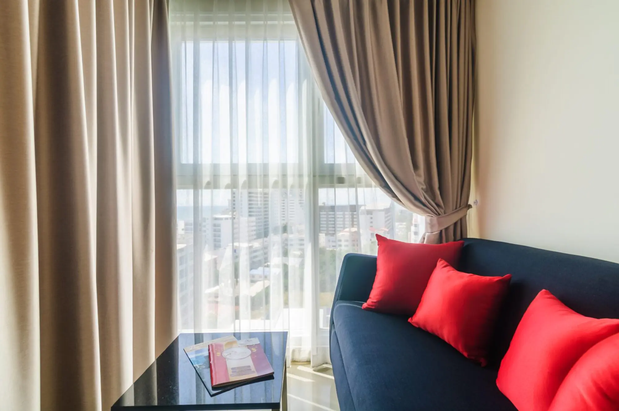Cosy Beach View, 12th Floor