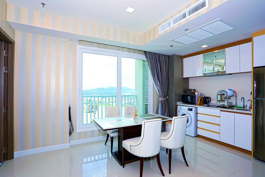 Del Mare 1BR Sea view, 32nd Floor