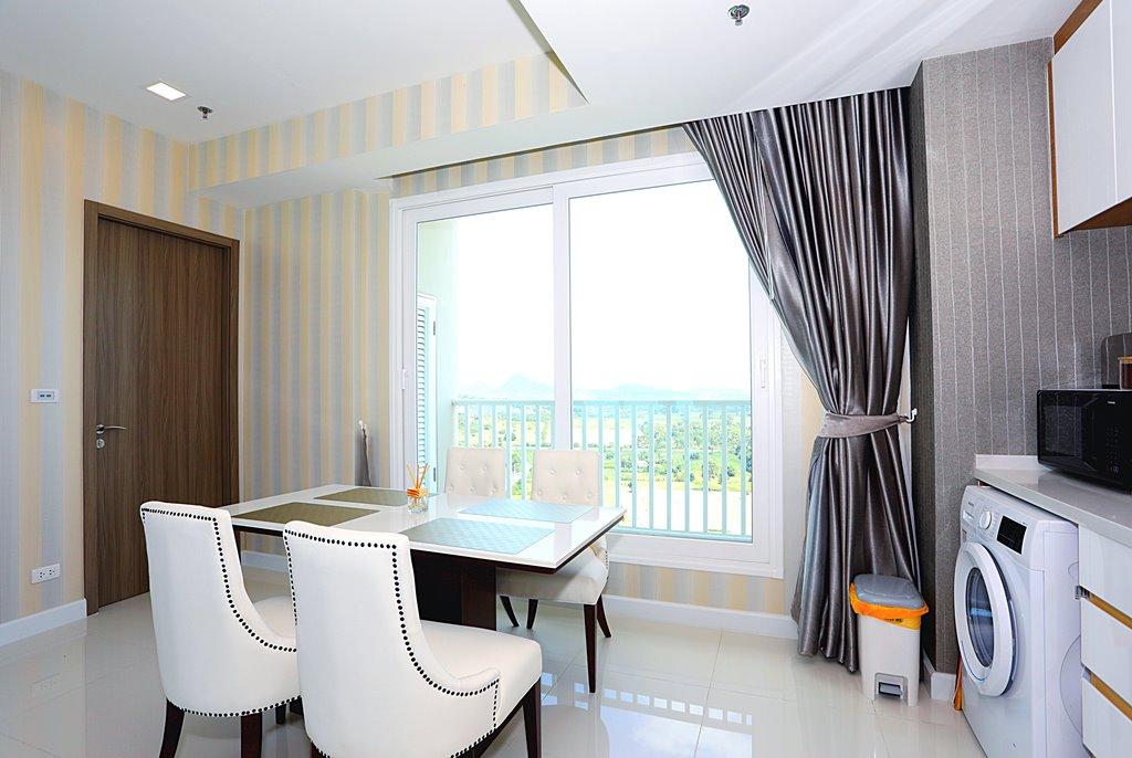 Del Mare 1BR Sea view, 32nd Floor