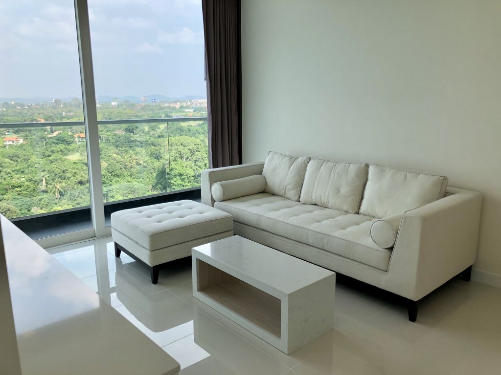 Del Mare 2BR Sea view, 14th Floor