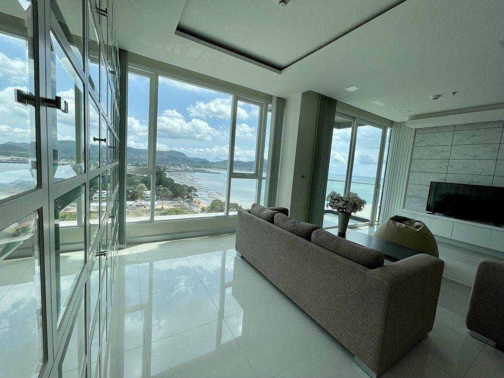 Del Mare 3BR Sea view, 17th Floor