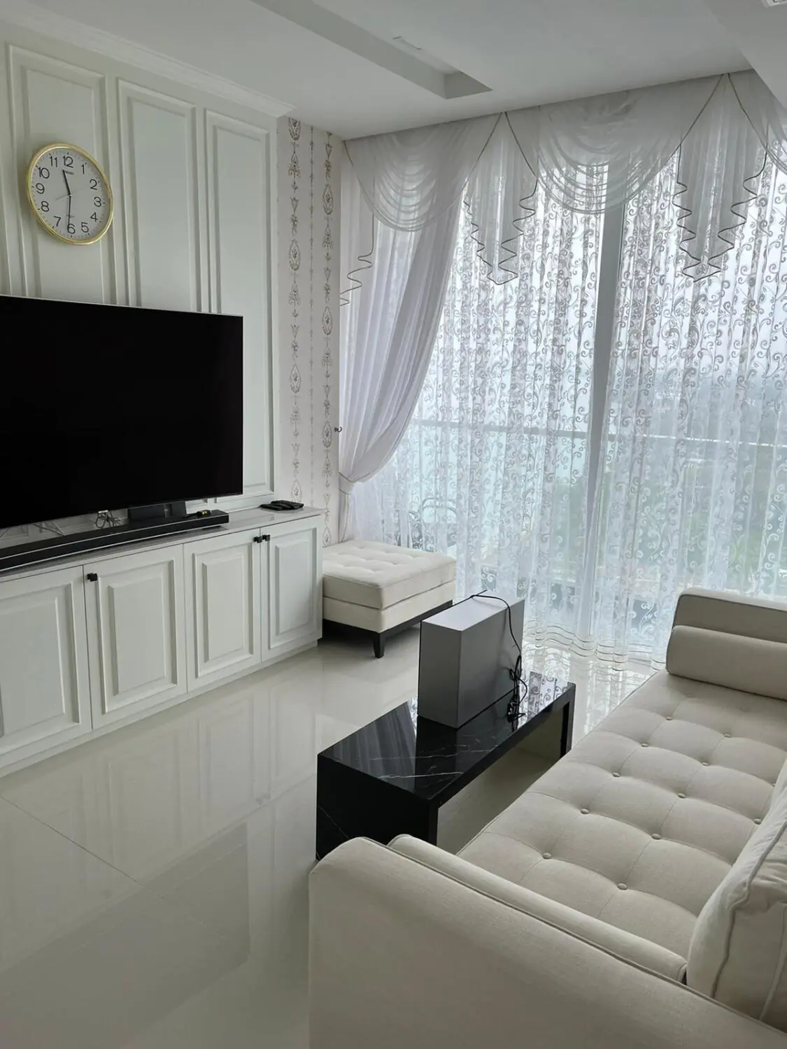 Del Mare 2BR Sea view, 16th Floor