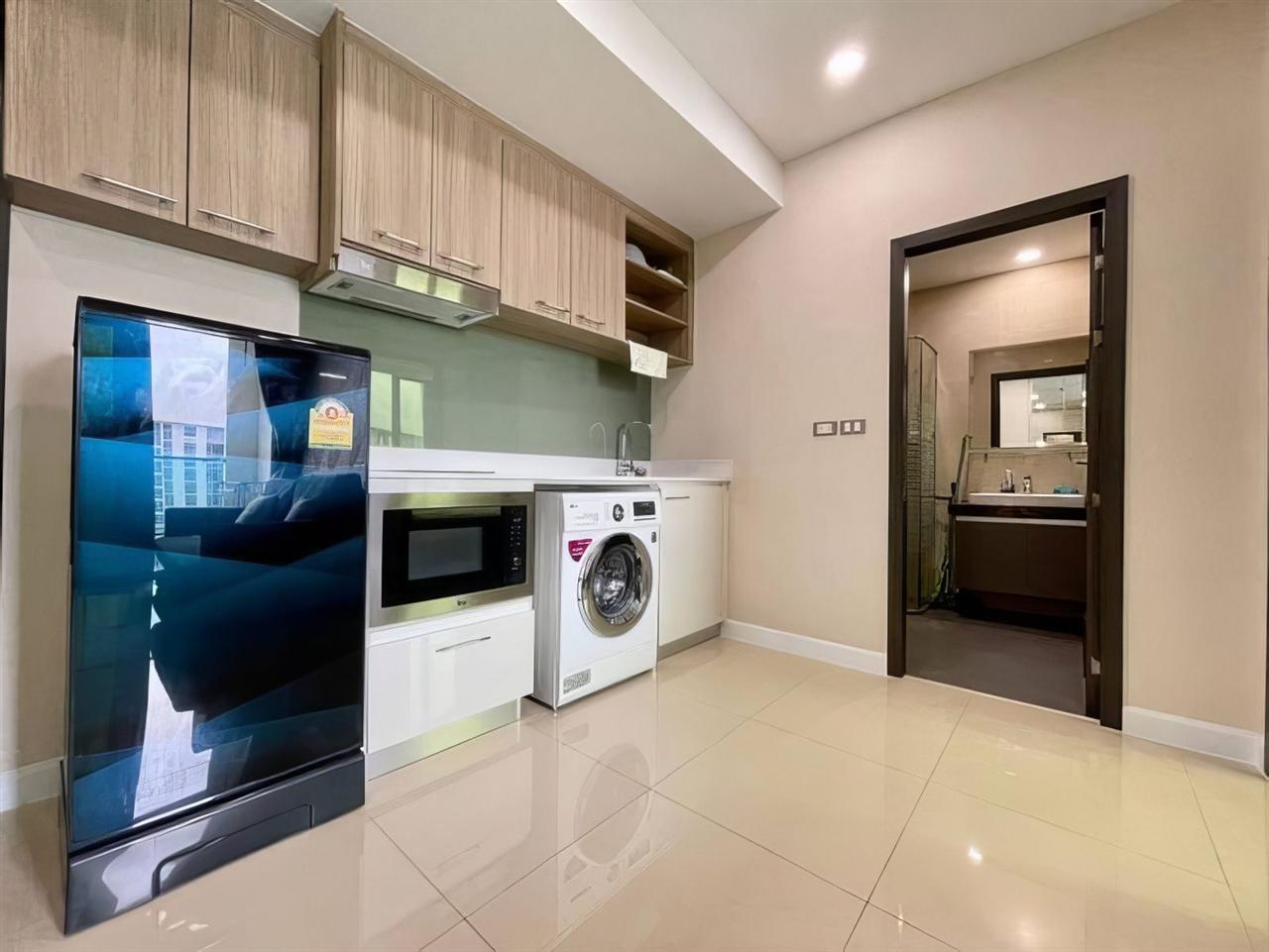 Dusit Grand Condo View 1BR Sea view, 28th Floor