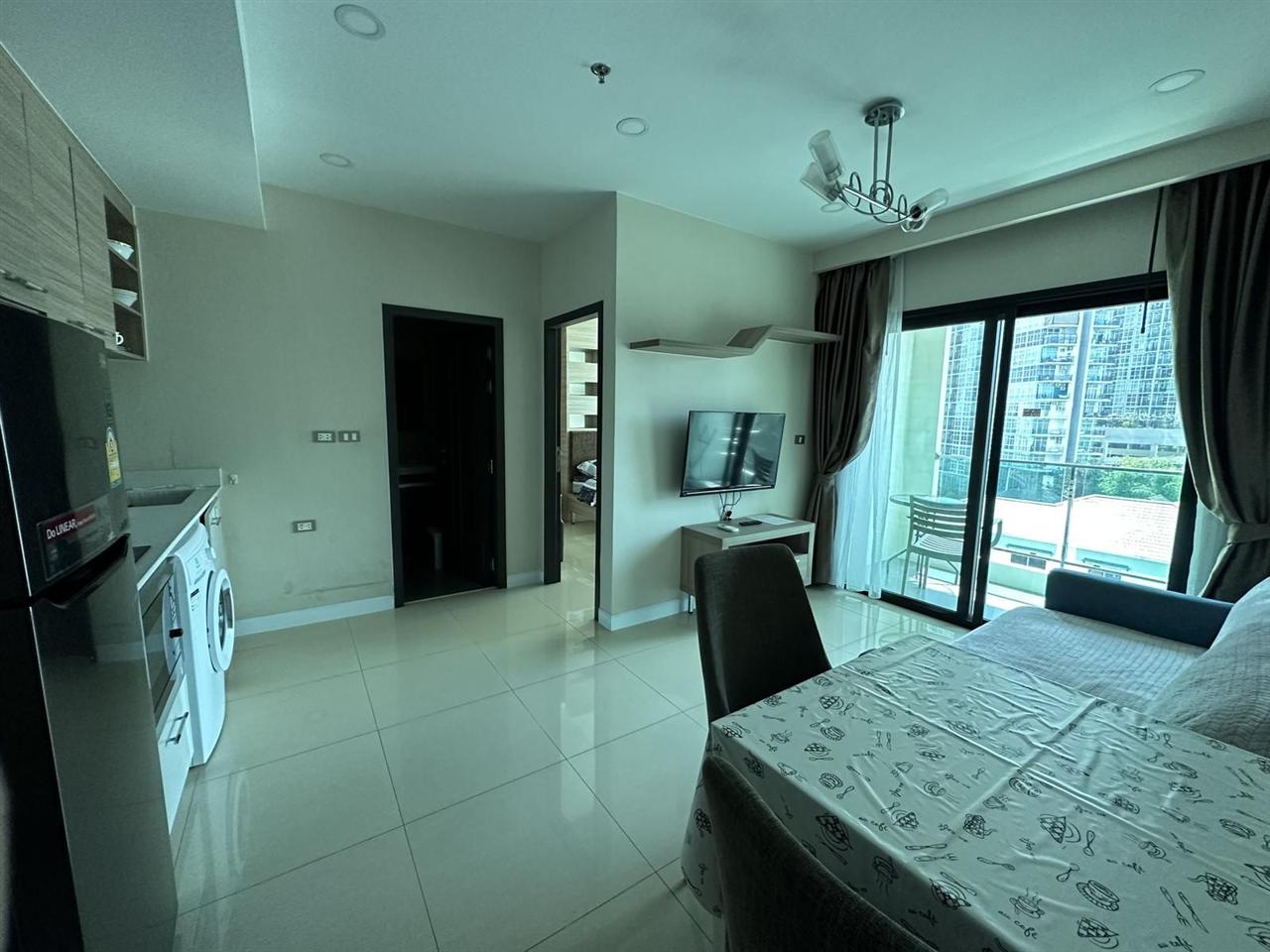 Dusit Grand Condo View 1BR City view, 5th Floor