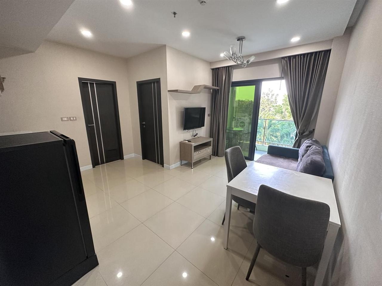 Dusit Grand Condo View 1BR City view, 3rd Floor