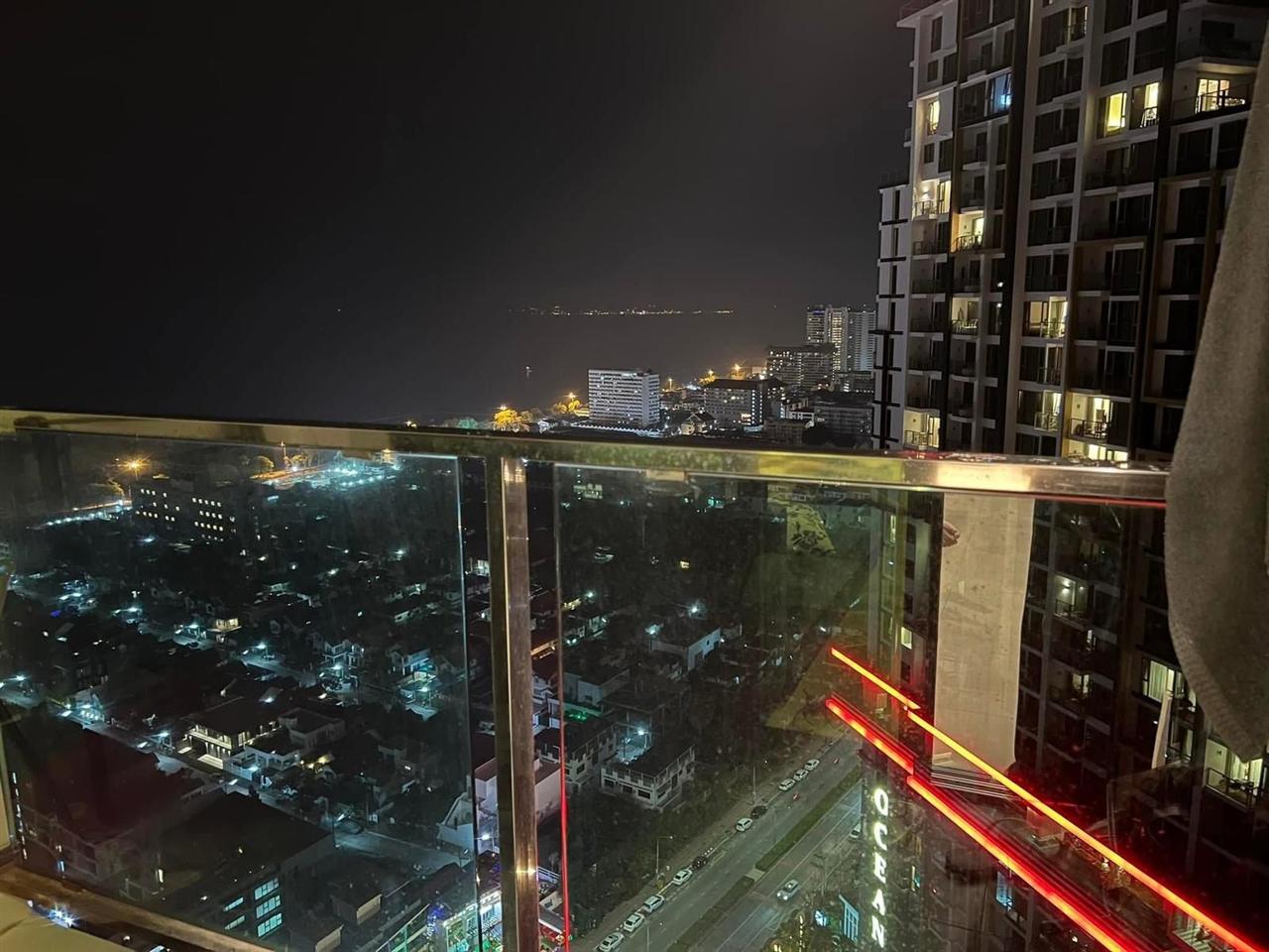 Dusit Grand Condo View 1BR Sea view, 31st Floor