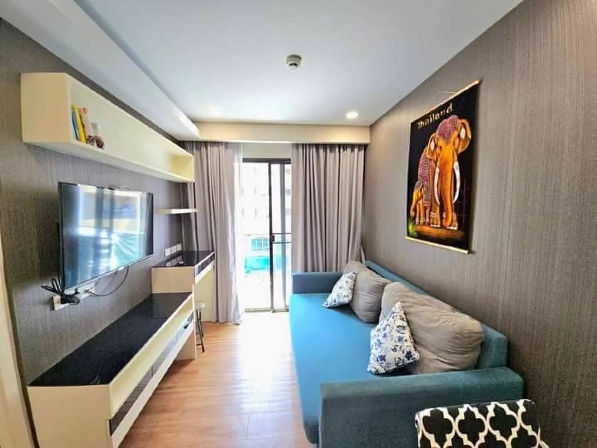 Dusit Grand Park 1BR Pool view