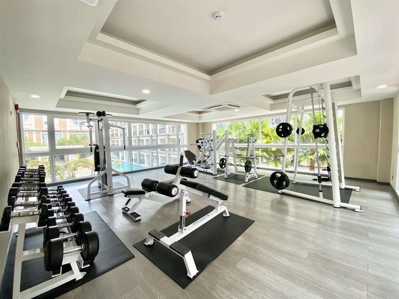 Dusit Grand Park 2