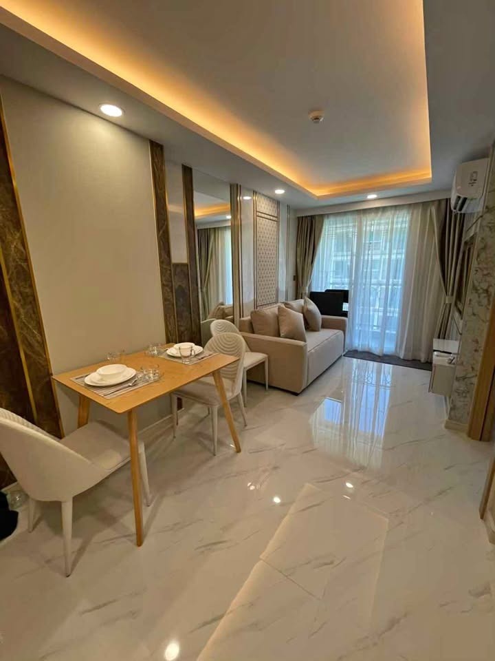 Dusit Grand Park 2 1BR Condo