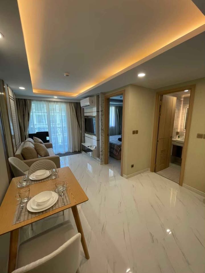 Dusit Grand Park 2 1BR Condo