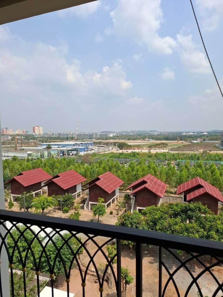 Dusit Grand Park 2 1BR Condo
