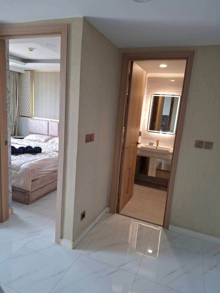 Dusit Grand Park 2 1BR Condo