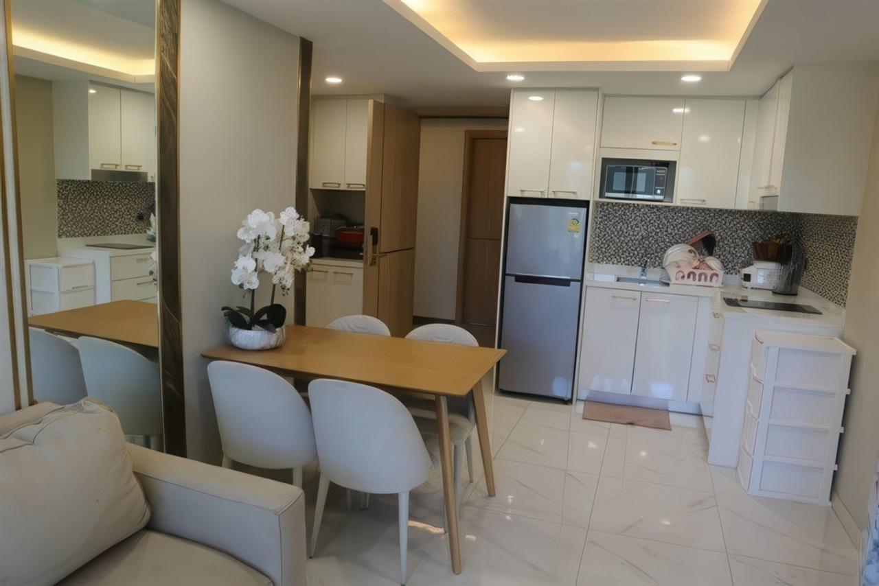 Dusit Grand Park 2 2BR Garden view, 1st Floor