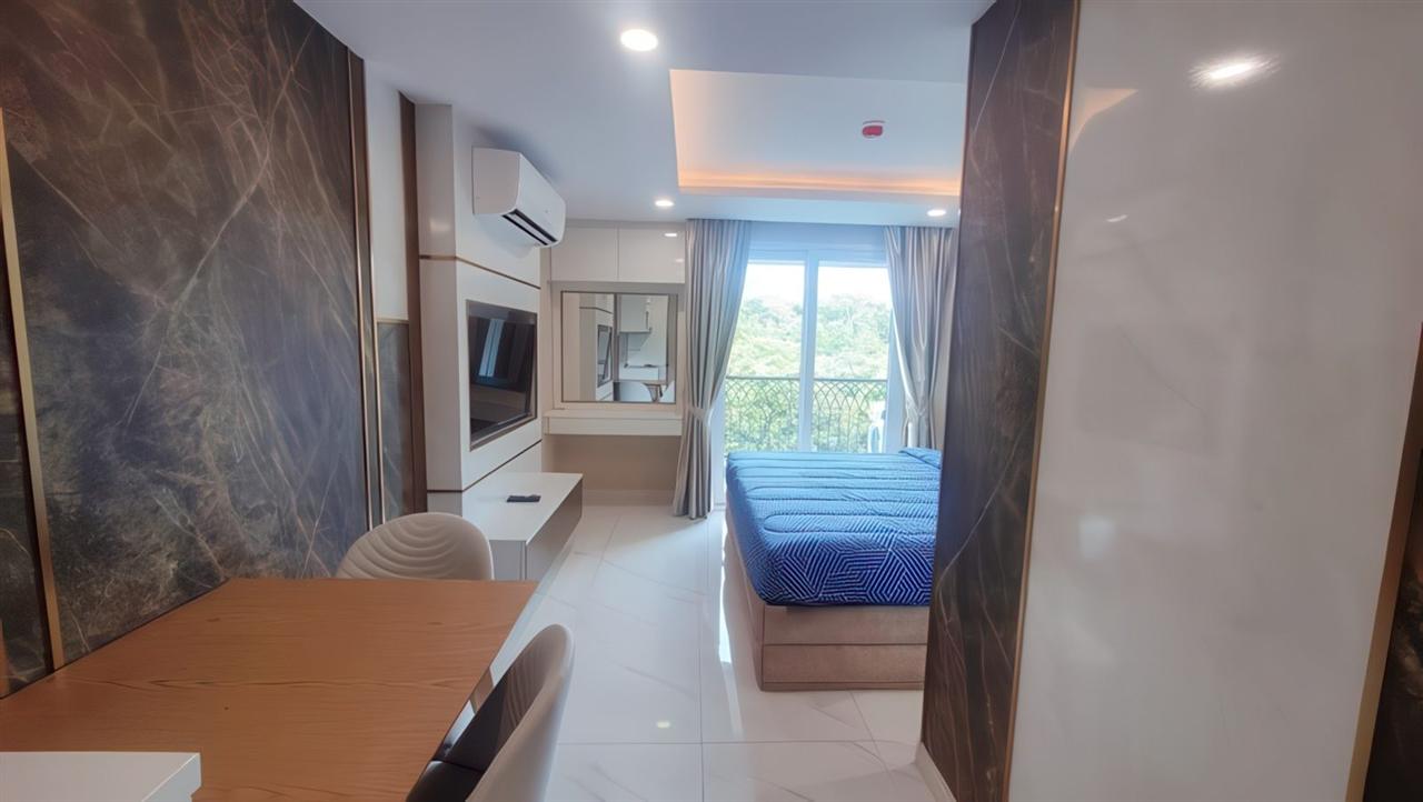 Dusit Grand Park 2 Studio City view, 8th Floor