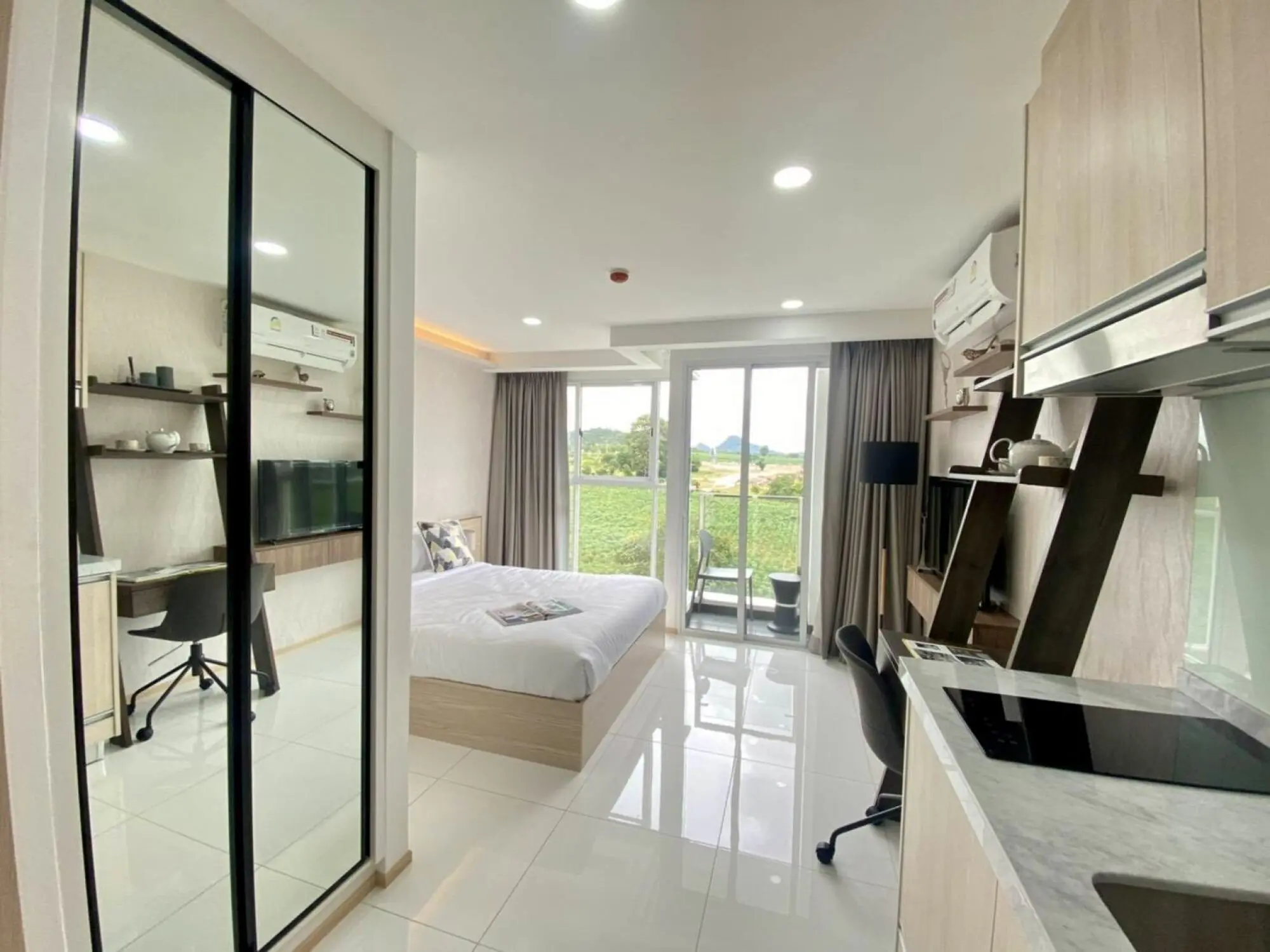 E Condo Bang Saray