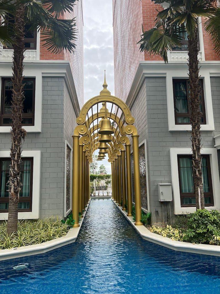 Espana Condo Resort