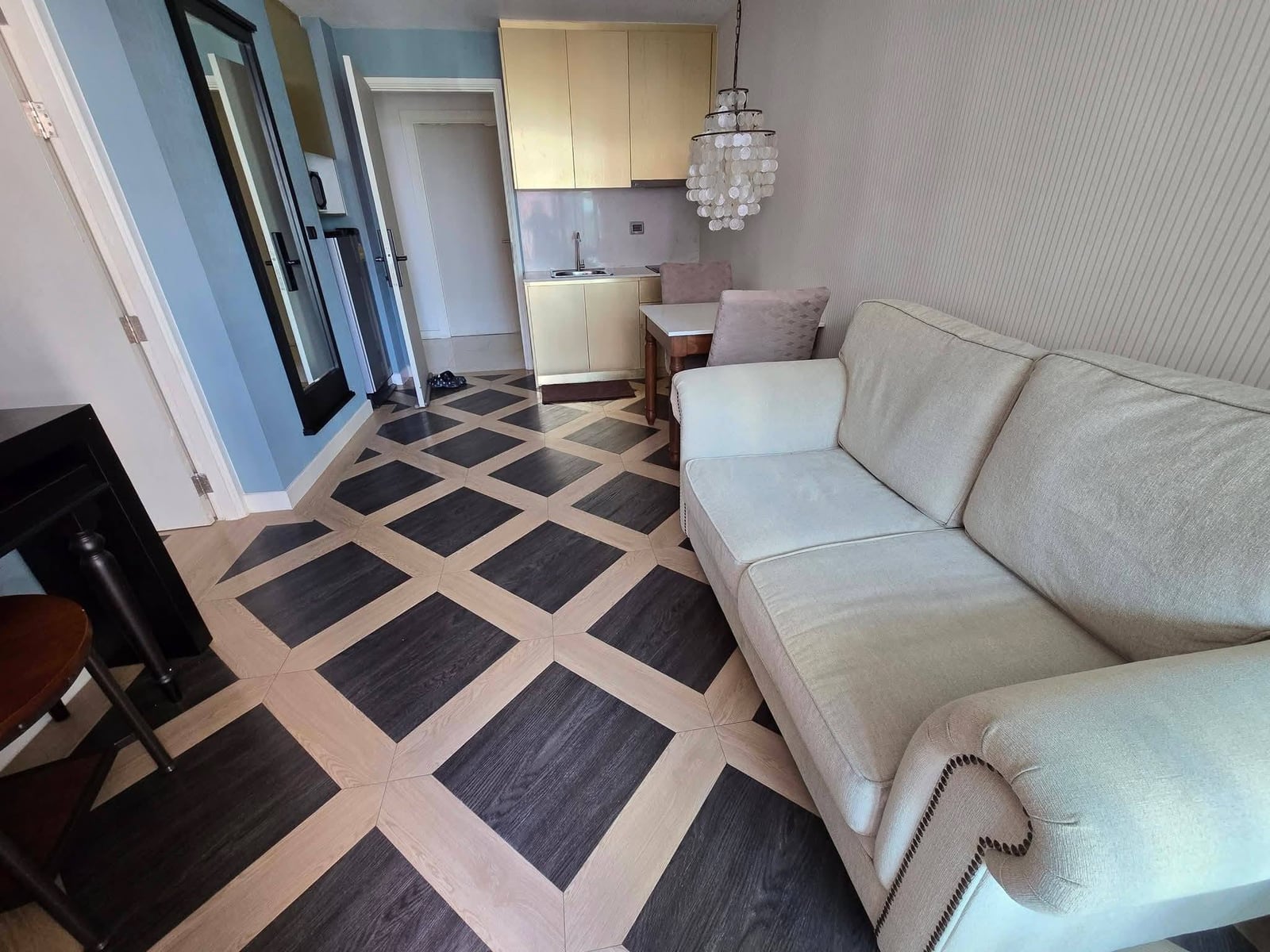 Espana Condo Resort 1BR Condo, 7th Floor