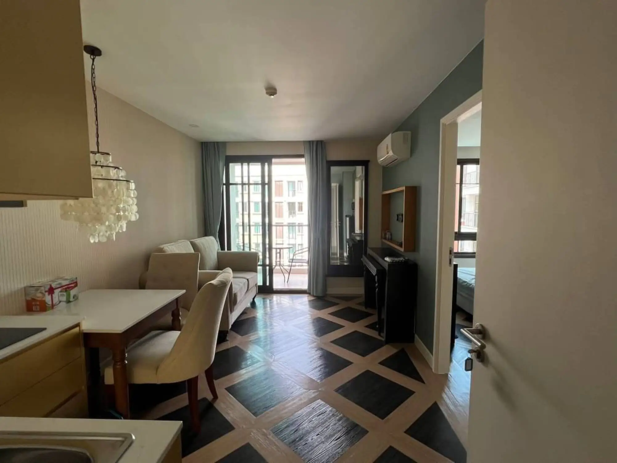 Espana Condo Resort 1BR, 7th Floor