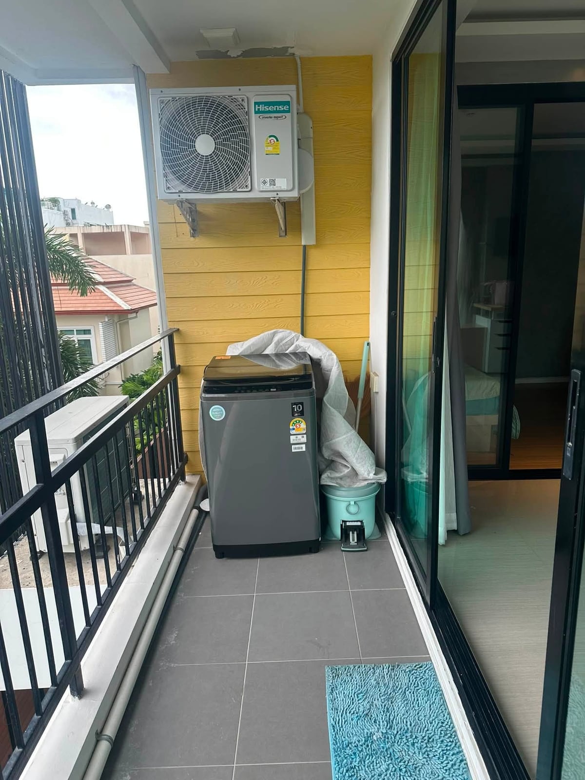 Estanan Condo