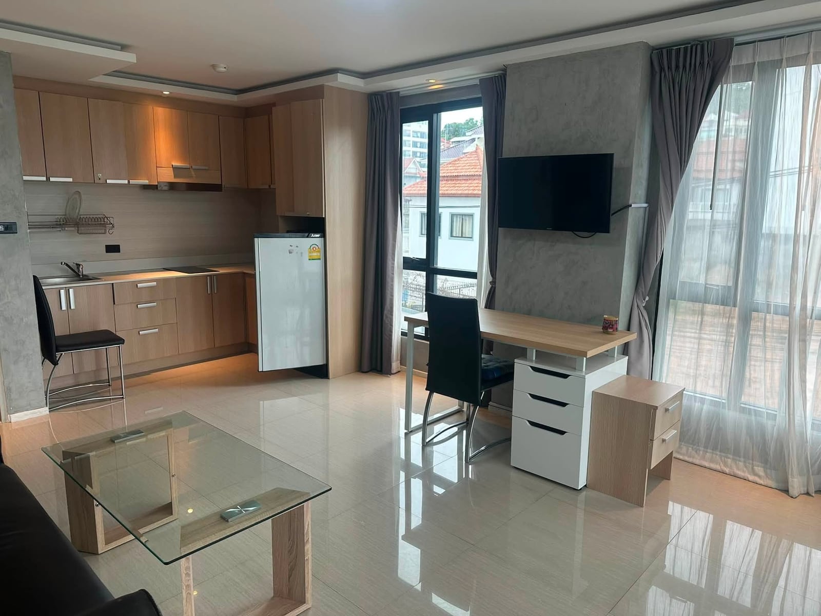 Estanan Condo 1BR Condo, 3rd Floor