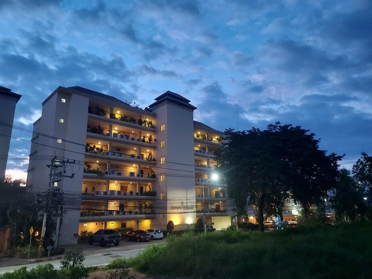 Executive Residence 3