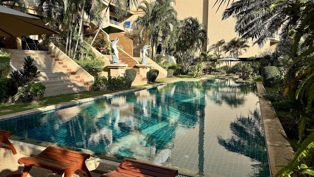 Executive Residence 3