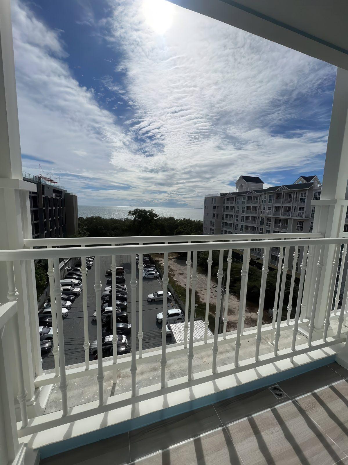 Grand Florida 1BR Sea view, 6th Floor