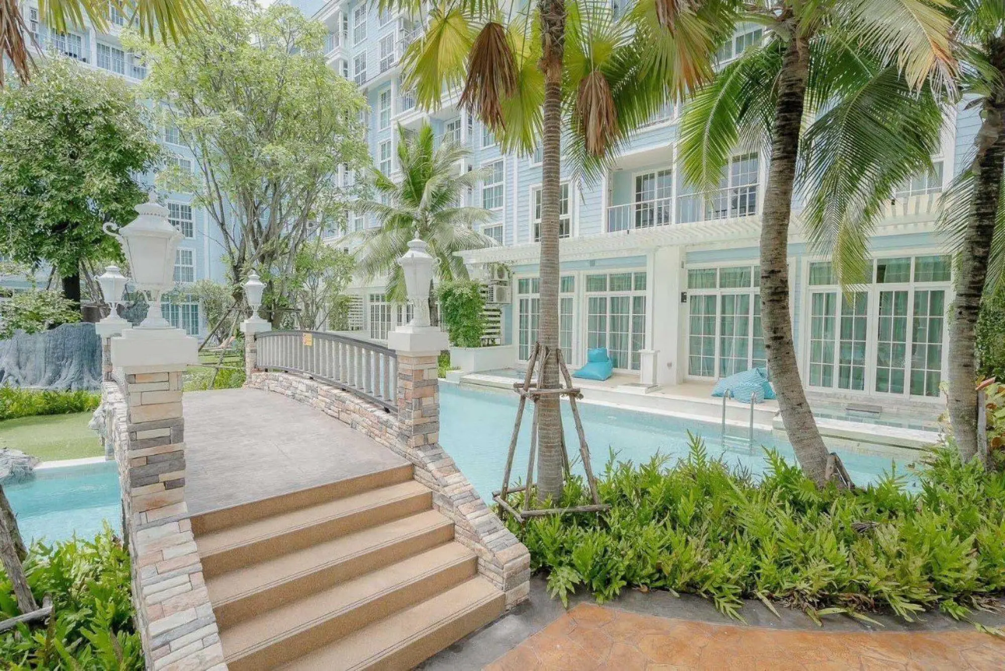 Grand Florida 1BR Sea view