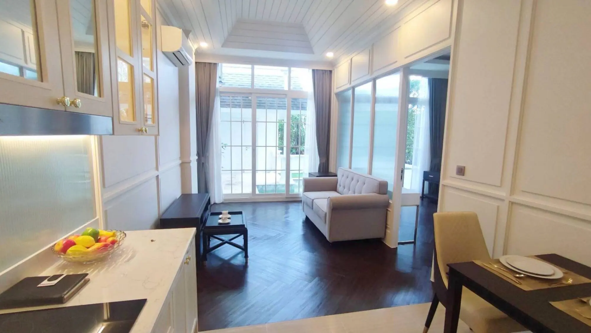 Grand Florida 1BR Sea view